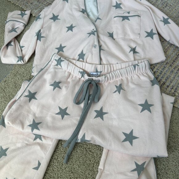 SPLENDID | Light Pink & Star Pajama Set (Size XS) - Picture 4 of 4